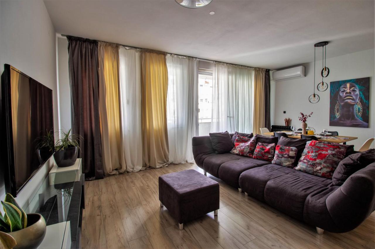 Modern Oasis Apartment Split Private Parking Exterior foto