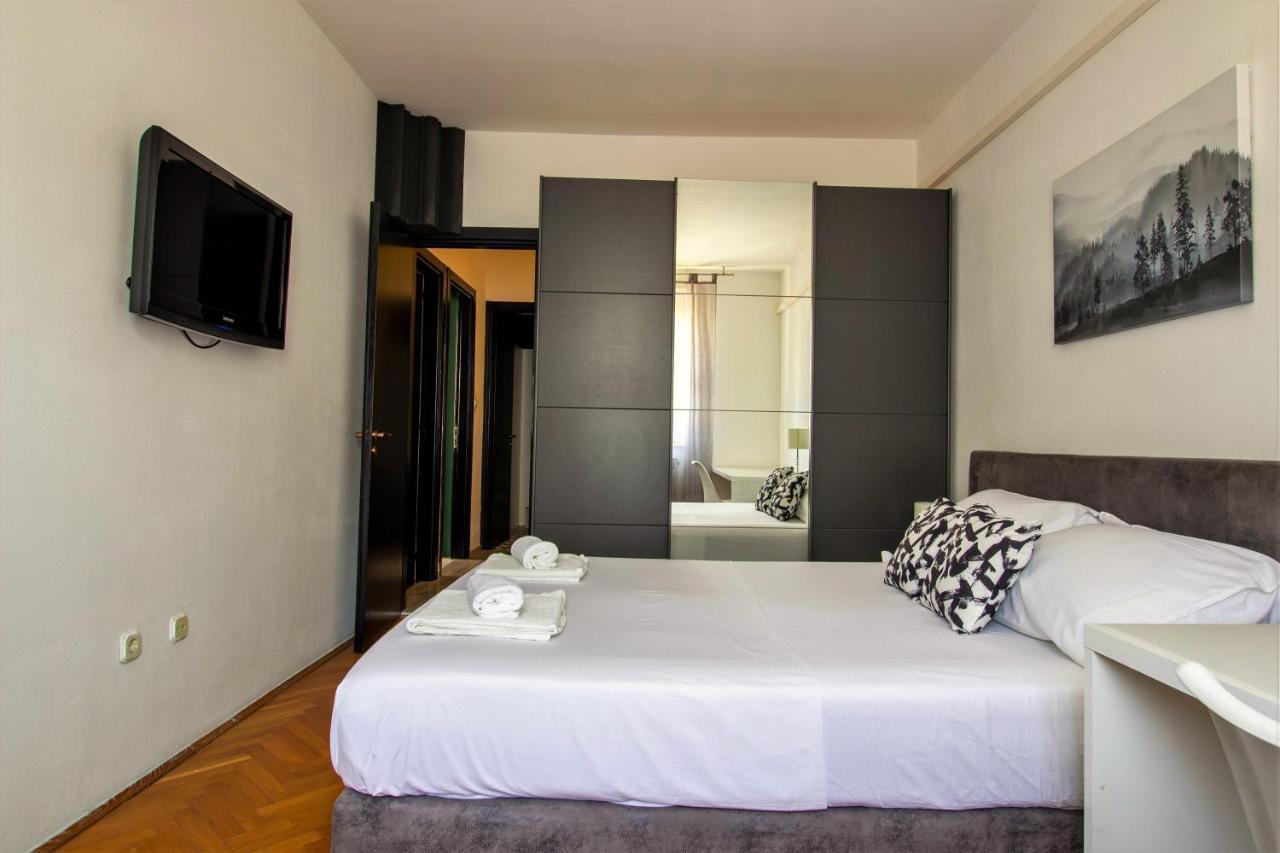 Modern Oasis Apartment Split Private Parking Exterior foto